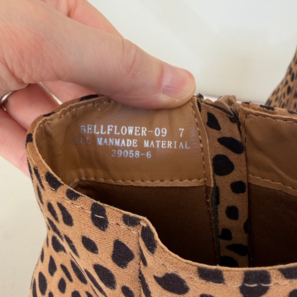 Bamboo Leopard Print Ankle Boots Size 7 - Picture 6 of 7